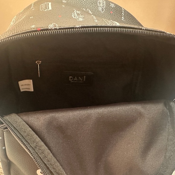 Central Perk Black Backpack - Picture 5 of 6